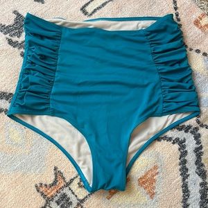Korni Jeane swim bottoms